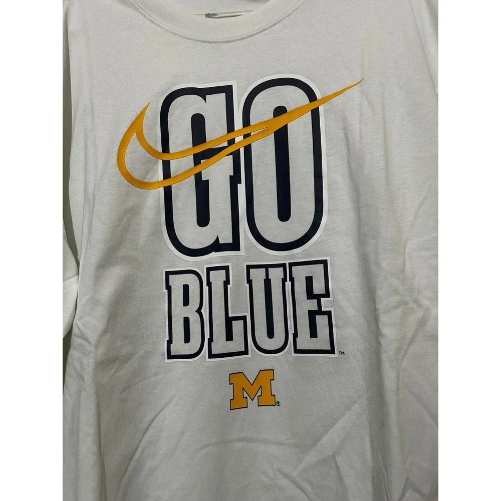 Michigan Wolverines‎ Go Blue Performance Nike Men's T-Shirt, LARGE